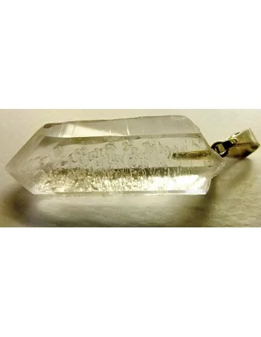 Quartz essence stellaire gravé diamant, pendentif