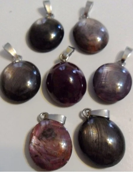 Rubis étoilé pendentif