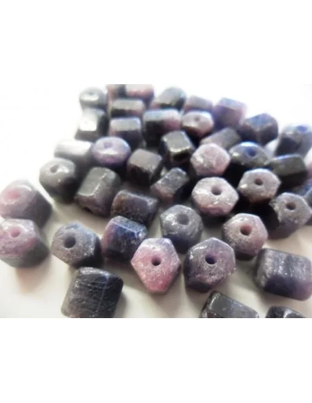 Saphir polis, percé