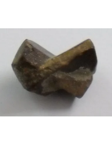 Staurotite, staurotide pierre croix, croix des fées