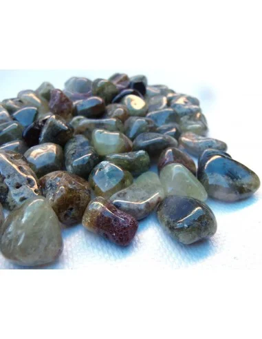 Grenat grossulaire polis