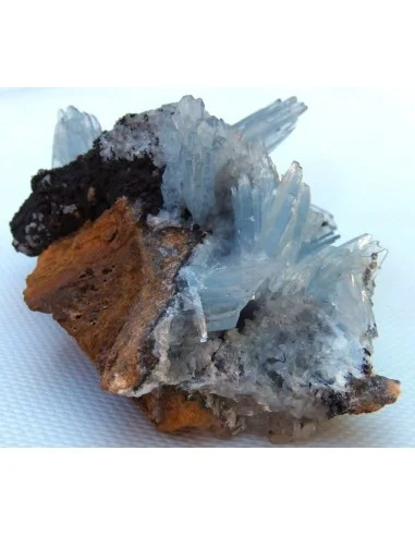 Barytine gemme sur limonite brune