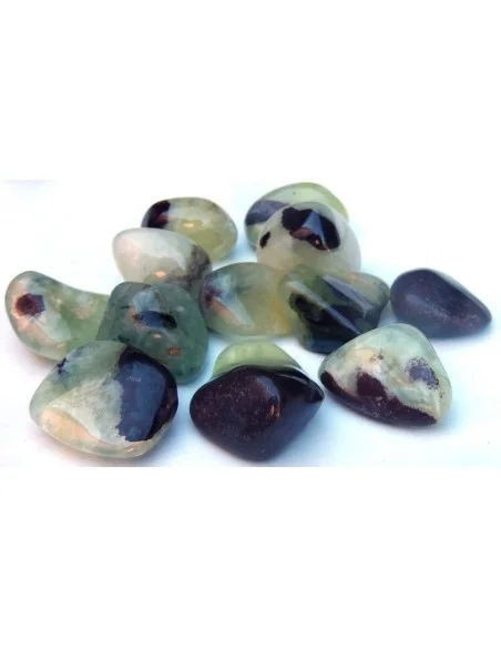 Phrénite avec aegyrine polis 9 a 19g. Phrénite avec aegyrine polis 9 a 19g.