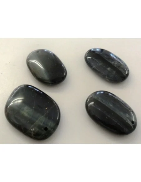 Oeil de faucon pendentif