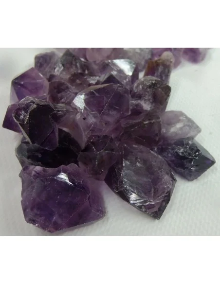 Améthyste pointe naturelle 2cm Améthyste pointe naturelle 2cm