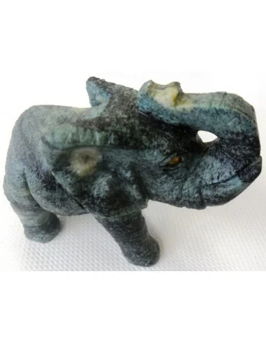 Éléphant en pierre