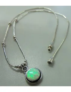Opale noble pendentif avec lien en argent