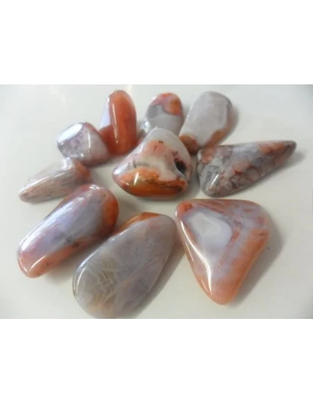 Calcedoine rouge pierre polis