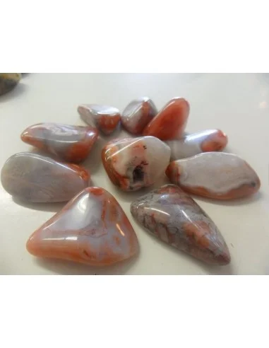 Calcedoine rouge pierre polis