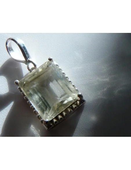 Brazilianite Béryl pendentif argent