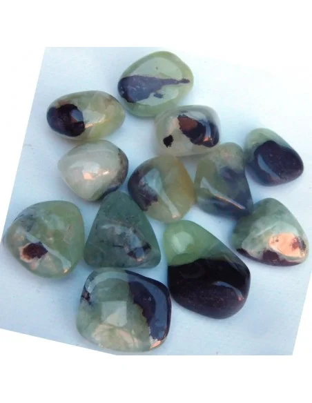 Phrénite avec aegyrine polis 9 a 19g.