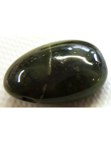 Jade verte foncé percé
