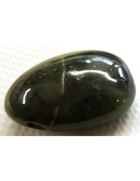 Jade verte foncé percé