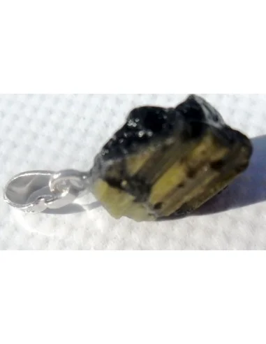 Tourmaline verte en pendentif