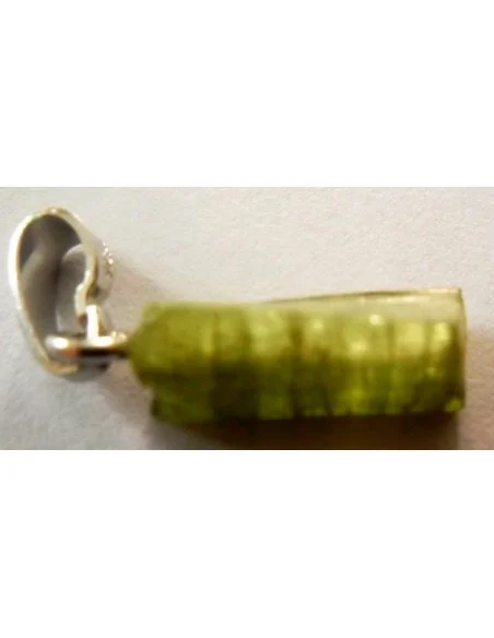 Tourmaline verte en pendentif