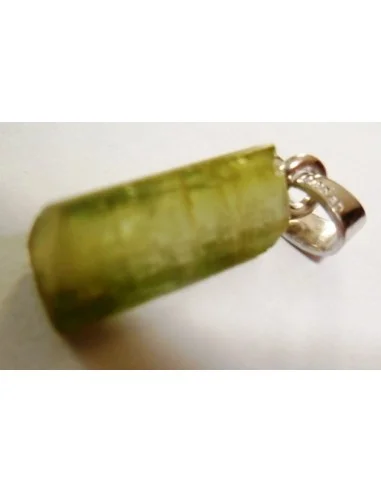 Tourmaline verte en pendentif