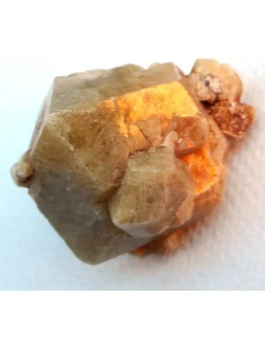 Grenat jaune cubique cristal