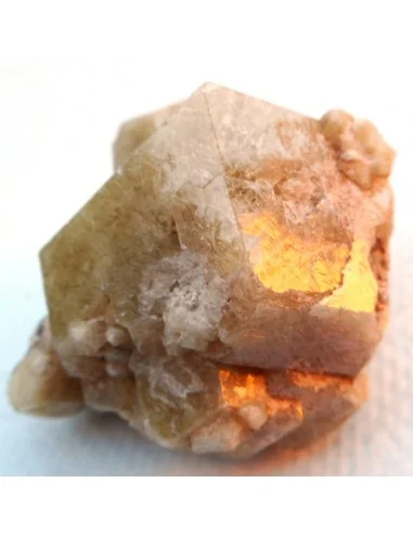 Grenat jaune cubique cristal