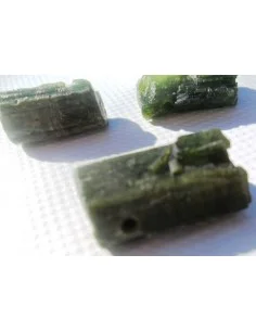 Tourmaline verte brute percé  2