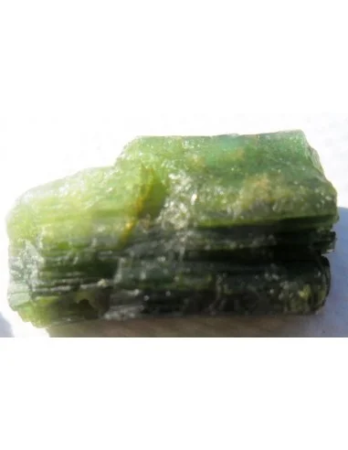 Tourmaline verte brute percé