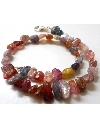 Collier spinelle rouge