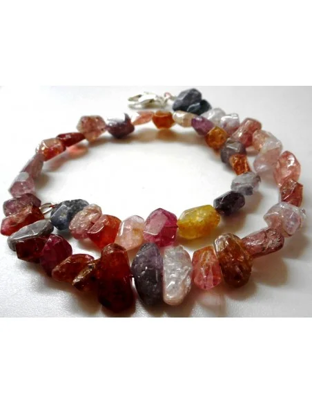 Collier spinelle rouge