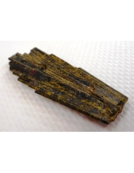Tourmaline verte brute