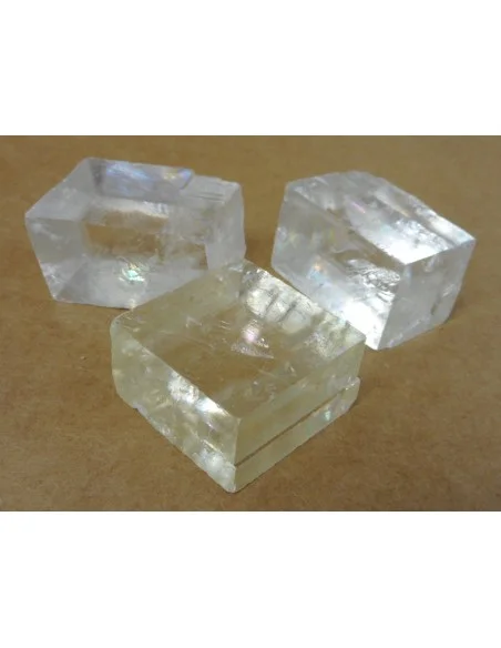 Calcite optique translucide