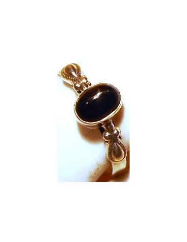 Saphir noir étoilé bague