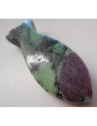 Pendentif  poisson Zoisite avec rubis