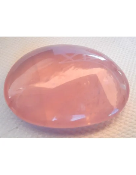 Quartz rose en forme de savon Quartz rose en forme de savon