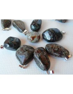 Eklogite pendentif 2
