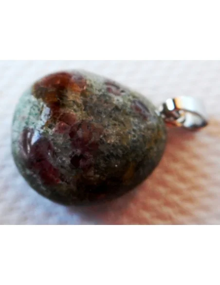Eklogite pendentif