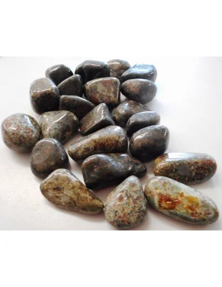 Eklogite pierre polis