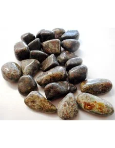 Eklogite pierre polis 2