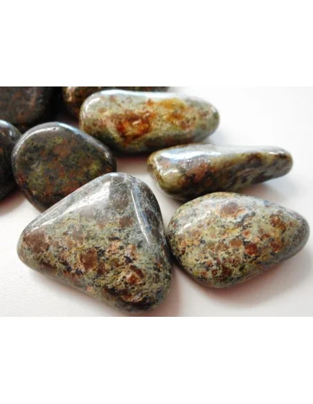 Eklogite pierre polis