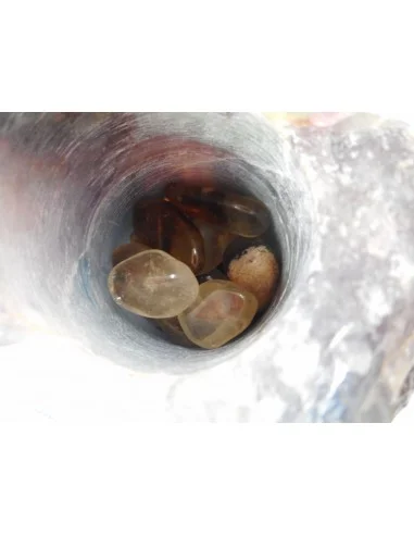 Grand cone de fluorite violette