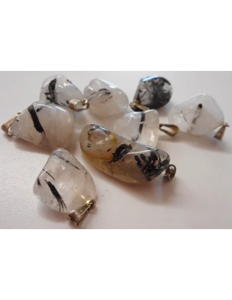 Pendentif quartz tourmaliné Pendentif quartz tourmaliné