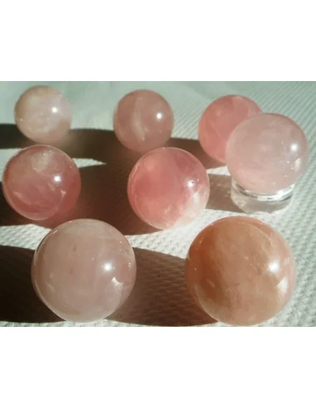 Sphere Quartz rose  20mm