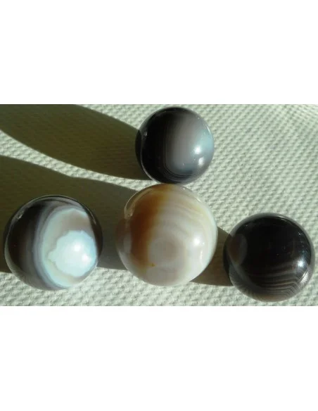 Agate Botswanna sphere 2cm