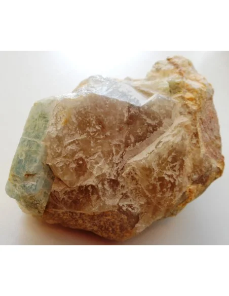 Tourmaline bleue sur gangue