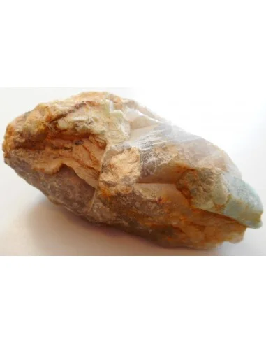 Tourmaline bleue sur gangue