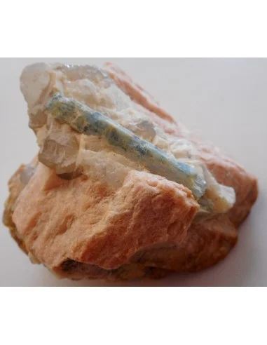 Tourmaline bleu minéral