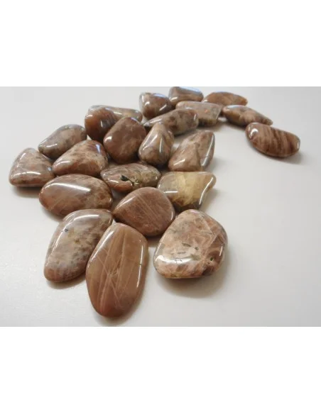 Pierre de lune  sunstone Pierre de lune  sunstone