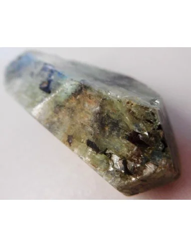 Cyanite verte polis percé