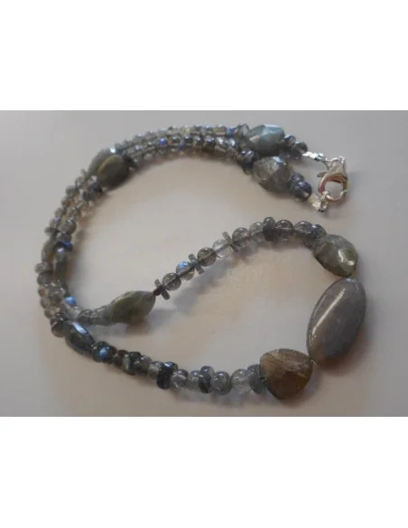Collier labradorite beaux reflets