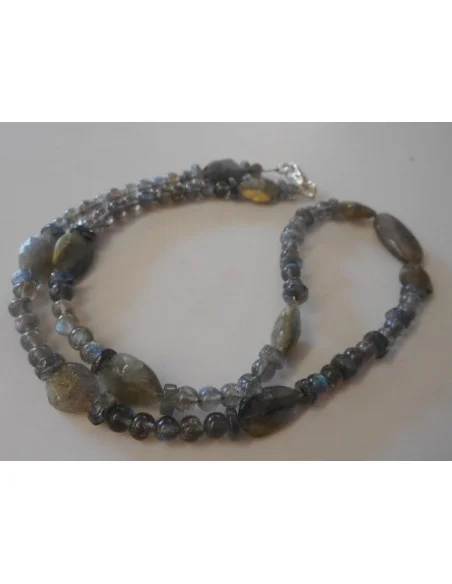 Collier labradorite beaux reflets