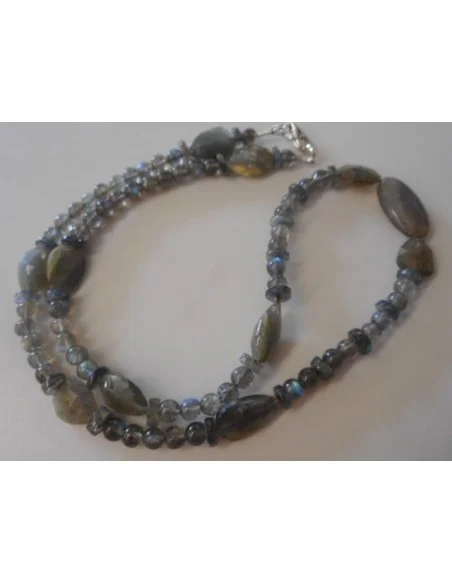 Collier labradorite beaux reflets