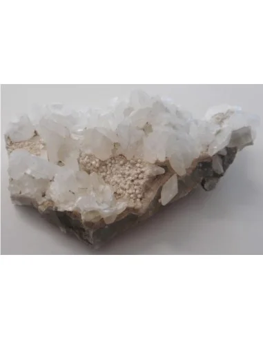 Baryte ,adamite, agate blanche mineral