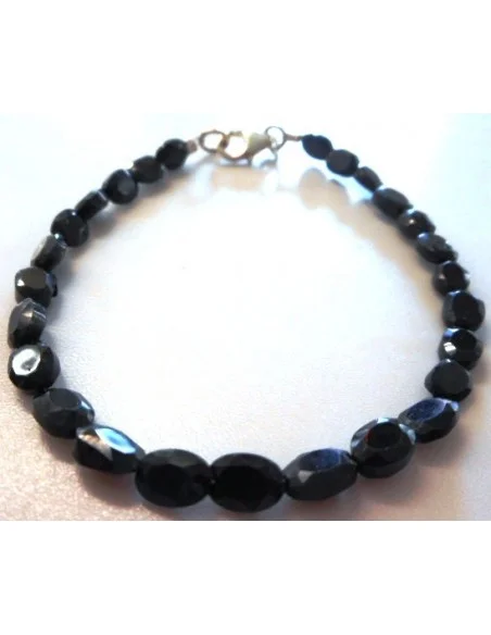 Bracelet Spinelle noire fermoire
